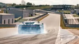 Bugatti Chiron Pur Sport testing-14.webp