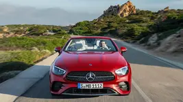 Mercedes-Benz-E-Klasse-Cabrio-A238-Facelift-2020--169FullWidth-6d06130d-1695416.webp