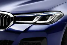 2021-BMW-5-Series-Sedan-Touring-36.webp