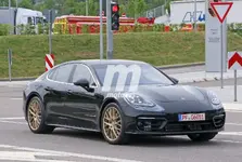 porsche-panamera-facelift-202067908-1591022052_2.webp