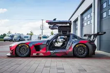 Mercedes_Benz_SLS_GT3_Motorsport_Versteigerung_2020_Hamburg_5.webp