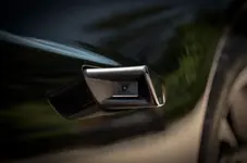7-mclaren-speedtail-2020-uk-fd-wing-mirror-cameras.webp