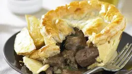 https%3A%2F%2Fprod.static9.net.au%2F_%2Fmedia%2F2016%2F05%2F31%2F11%2F05%2Fsteakandkidneypies.webp