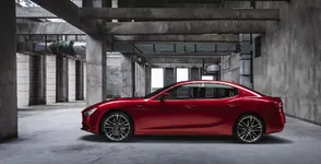 2021-maserati-ghibli-trofeo-3.webp