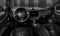 2021-maserati-ghibli-trofeo-8.webp