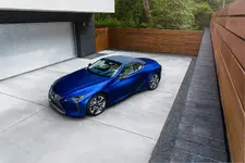 2021-lexus-lc-convertible-regatta-edition-7.webp