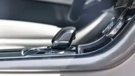 2021-jaguar-xf-interior-shifter.webp