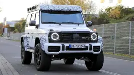 mercedes-g-class-squared-spy-photo.webp