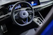 2022-VW-Golf-R-7.webp