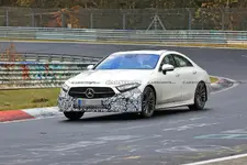 mercedes-cls-facelift-spied-nurburgring-14.webp mercedes-cls-facelift-spied-nurburgring-14.webp