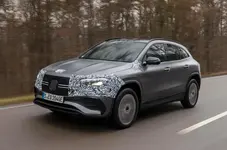 99-mercedes-benz-eqa-2021-prototype-drive-hero-front.webp