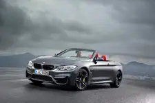 2015-BMW-M4-Convertible-15.webp