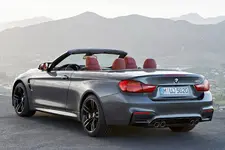 2015-BMW-M4-Convertible-28.webp