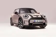 P90411649-mini-cooper-s-3-door-01-2021-600px.webp