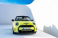 gn-and-the-mini-cooper-s-convertible-01-2021-600px.webp