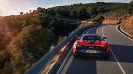 McLarenArtura-ExtB.jpg