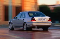 21C0007_073.webp
