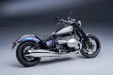 -metallic-titanium-silver-2-metallic-05-2021-600px.webp