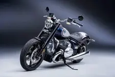 -metallic-titanium-silver-2-metallic-05-2021-600px.webp