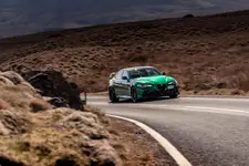 24-alfa-romeo-giulia-gtam-2021-fd-on-road-front.webp
