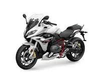 mw-r-1250-rs-light-white-style-sport-06-2021-600px.webp
