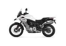 w-f-850-gs-adventure-light-white-uni-06-2021-600px.webp