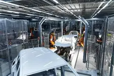 mw-ix-production-at-plant-dingolfing-11-2020-600px.webp