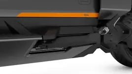 P90429091-bmw-ce-04-side-stand-07-2021-600px.webp