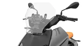 P90429111-bmw-ce-04-windshield-high-07-2021-600px.webp