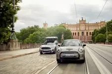 d-the-mini-cooper-se-countryman-all4-07-2021-599px.webp