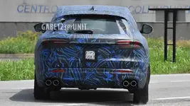 2022-Maserati-Grecale-SUV.-GabetzSPYUnit-6.webp