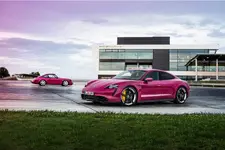 2022-Porsche-Taycan-6.webp
