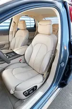 Audi-A8-3-0-TDI-Clean-Diesel-Fahrersitz.webp