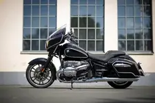 P90439627-bmw-r-18-b-first-edition-09-2021-600px.webp