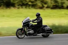 P90439476-bmw-r-18-b-first-edition-09-2021-600px.webp