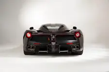2016-LaFerrari-8.webp