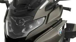 P90440698-bmw-k-1600-b-10-2021-600px.webp