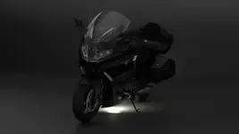 P90440597-bmw-k-1600-grand-america-10-2021-600px.webp