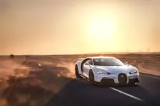 03_bugatti_dubai-desert.webp