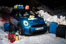 P90443542-mini-cooper-se-11-2021-600px.webp