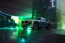 P90445521-bmw-concept-xm-11-21-599px.webp