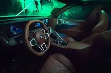 P90445534-bmw-concept-xm-11-21-599px.webp