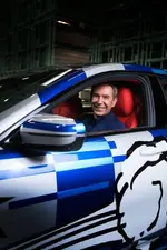ive-gran-coup-designed-by-jeff-koons-01-2022-600px.webp