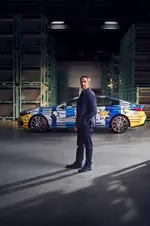 ve-gran-coup-designed-by-jeff-koons--bmw-ag--599px.webp
