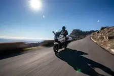 P90451707-bmw-k-1600-gt-02-2022-600px.webp