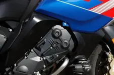 P90451737-bmw-k-1600-gt-02-2022-599px.webp