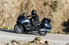 P90452014-bmw-k-1600-grand-america-0-2022-599px.webp
