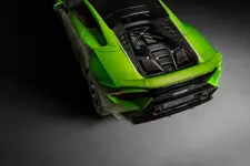 2022-Lamborghini-Huracan-Tecnica-00018.webp