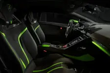 2022-Lamborghini-Huracan-Tecnica-00022.webp