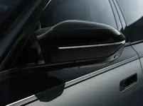 P90458838-the-new-bmw-m760e-xdrive-04-2022-599px.webp